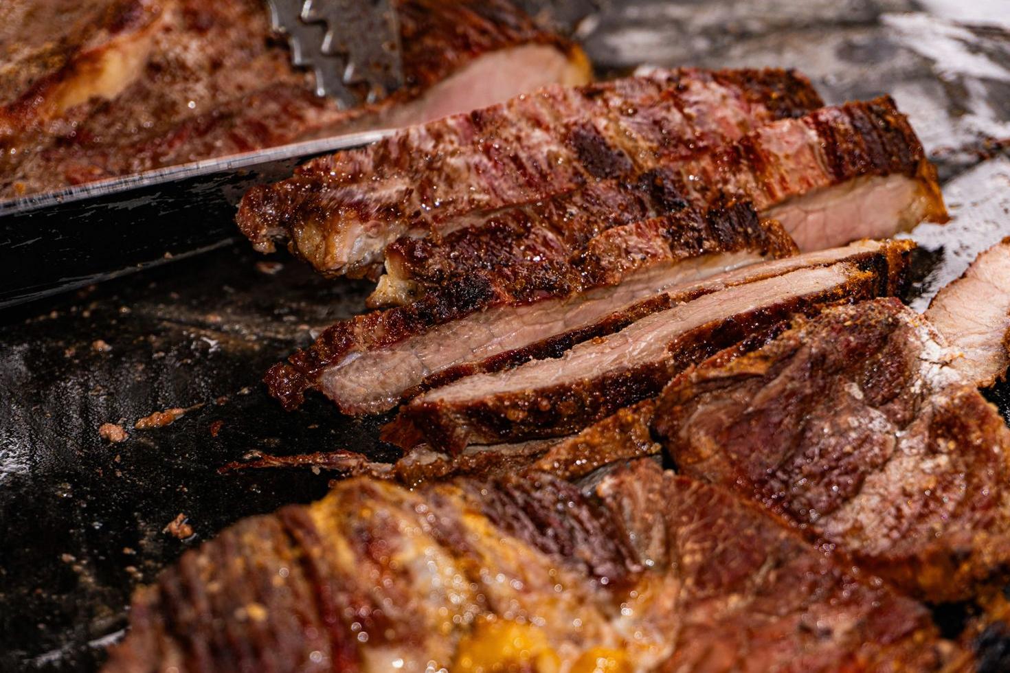Seasoned meat